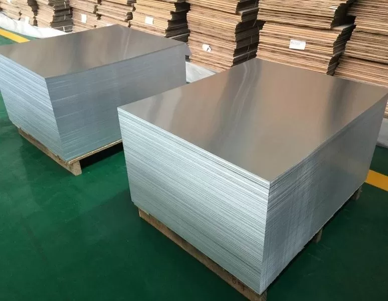 Лист дюралевый